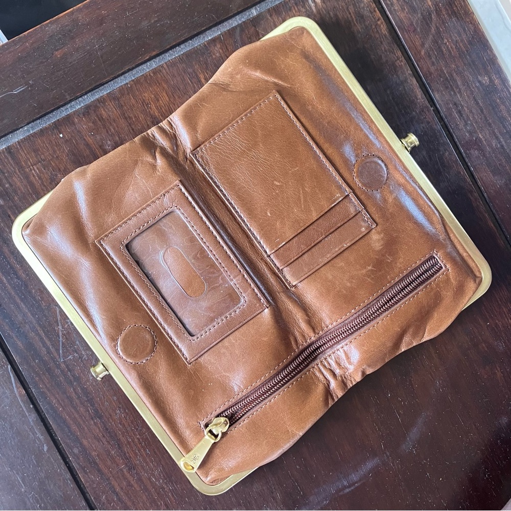 HOBO Lauren Wallet good used condition - Picture 3 of 6